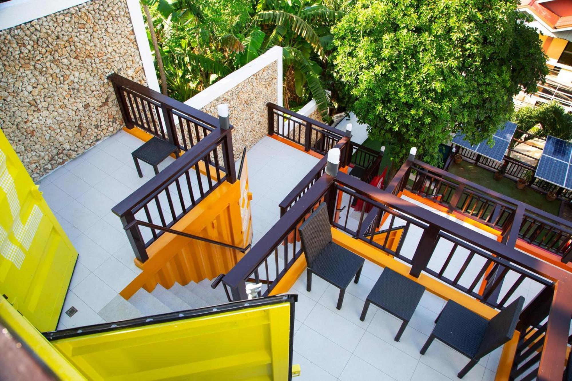 Chillax Boracay Hostel Yapak Εξωτερικό φωτογραφία